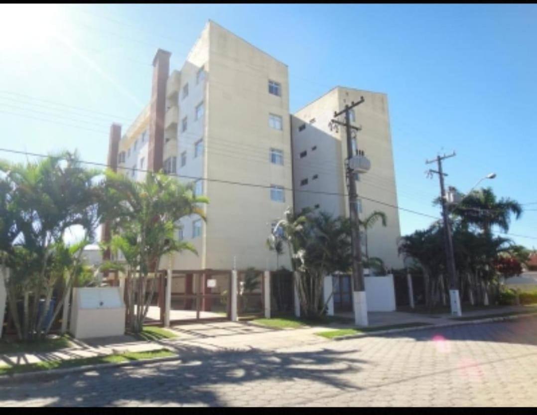 Apartamento Praia Guaratuba Buitenkant foto